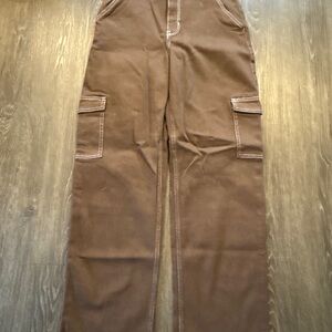 Hollister Brown Woman’s Cargo Pants with Side Pockets